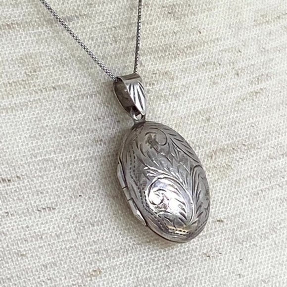 VTG Sterling Silver 925 Oval Etched Photo Locket Pendant Necklace 18" Box Chain - Picture 5 of 16